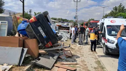 Muş’ta kontrolden çıkan otomobil hurdacıya girdi: 2 yaralı