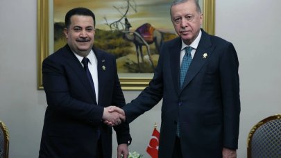 Cumhurbaşkanı Erdoğan, Katar'da Irak Başbakanı ile görüştü