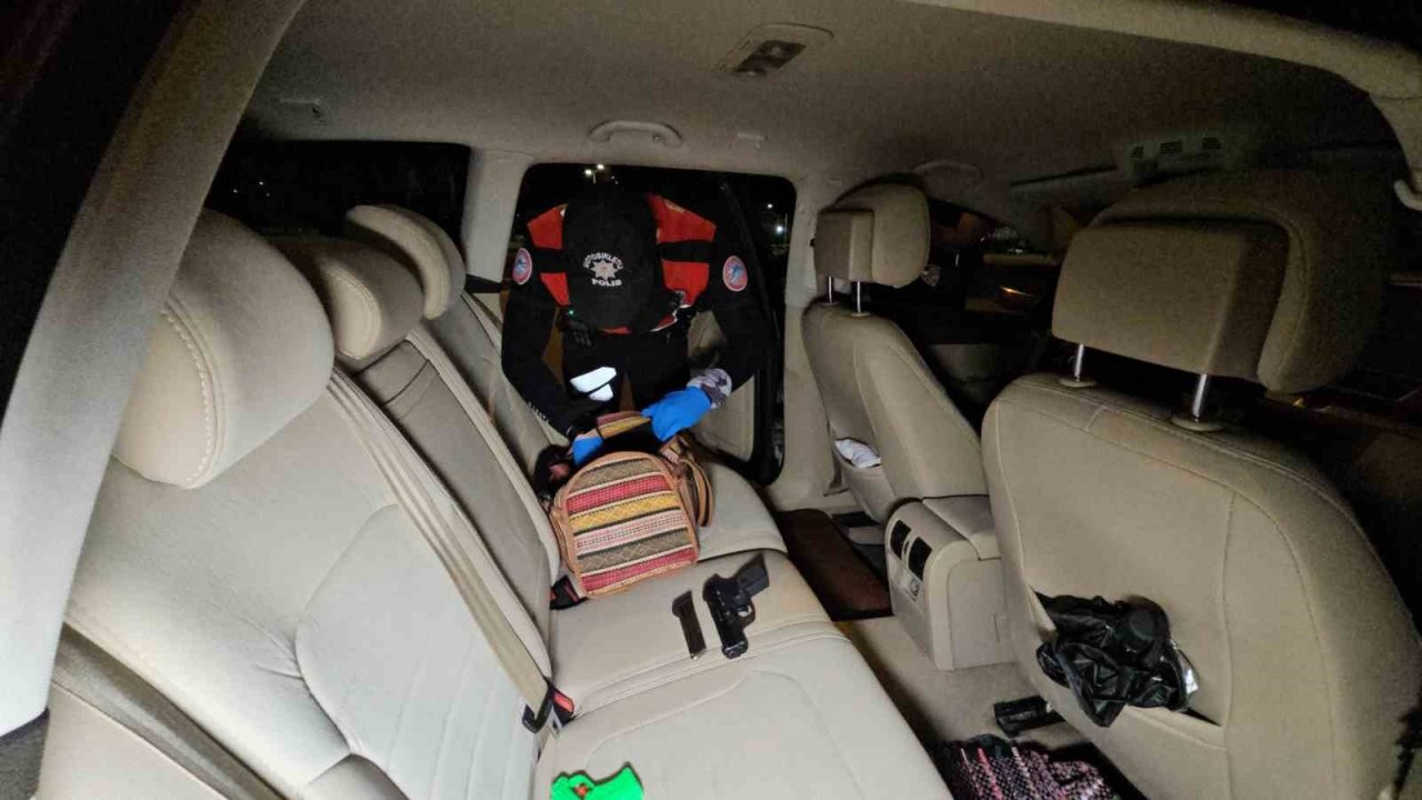 Adana polisi suçlulara göz açtırmadı: 79 gözaltı, milyonluk trafik cezası