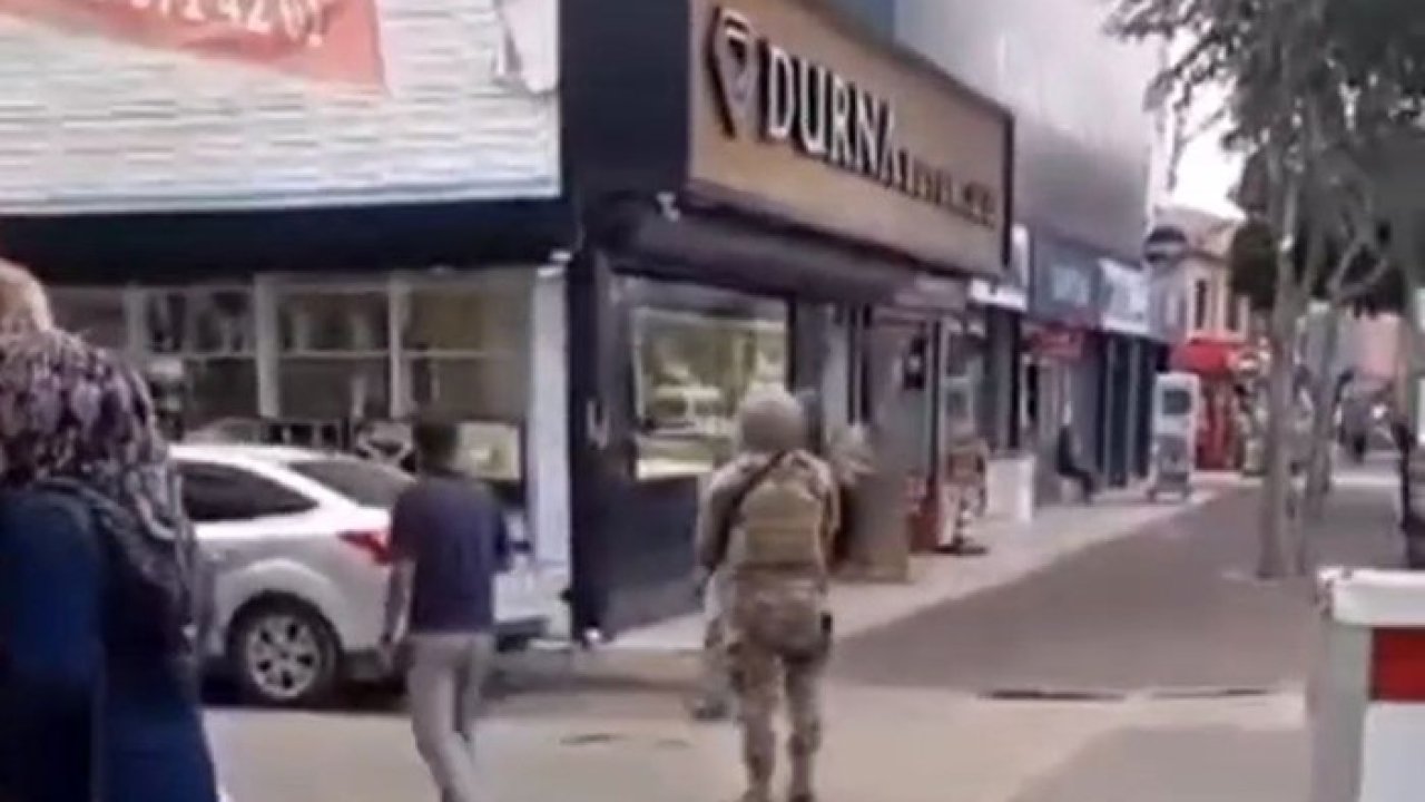 Adana’da uyuşturucu bağımlısının aile bireylerini rehin aldığı iddiası