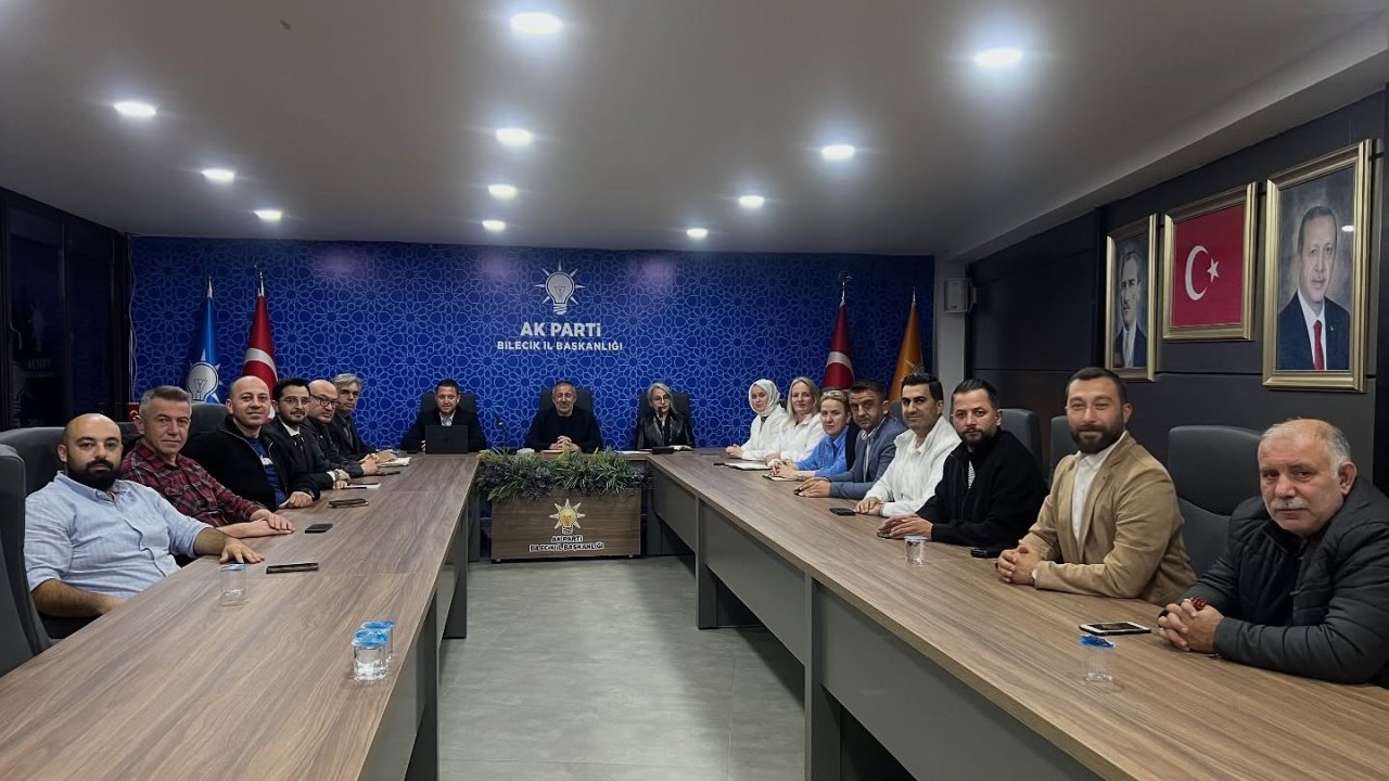 AK Parti Bilecik’te yol haritasını belirledi