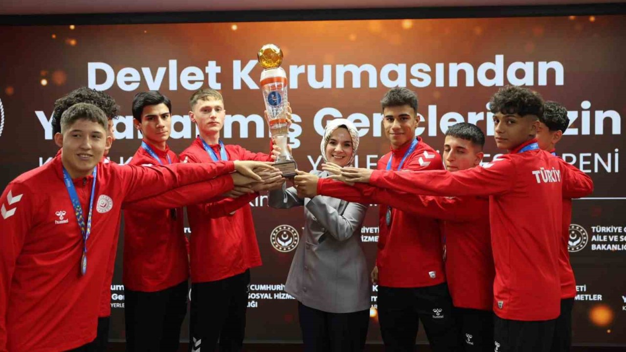 Altın Kramponlar Polonya’dan üçüncülükle döndü