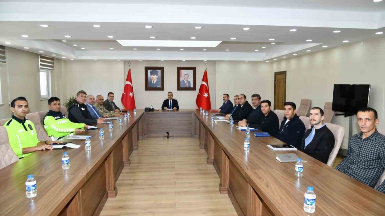 Ardahan’da Karayolları Trafik Güvenliği Toplantısı gerçekleştirildi