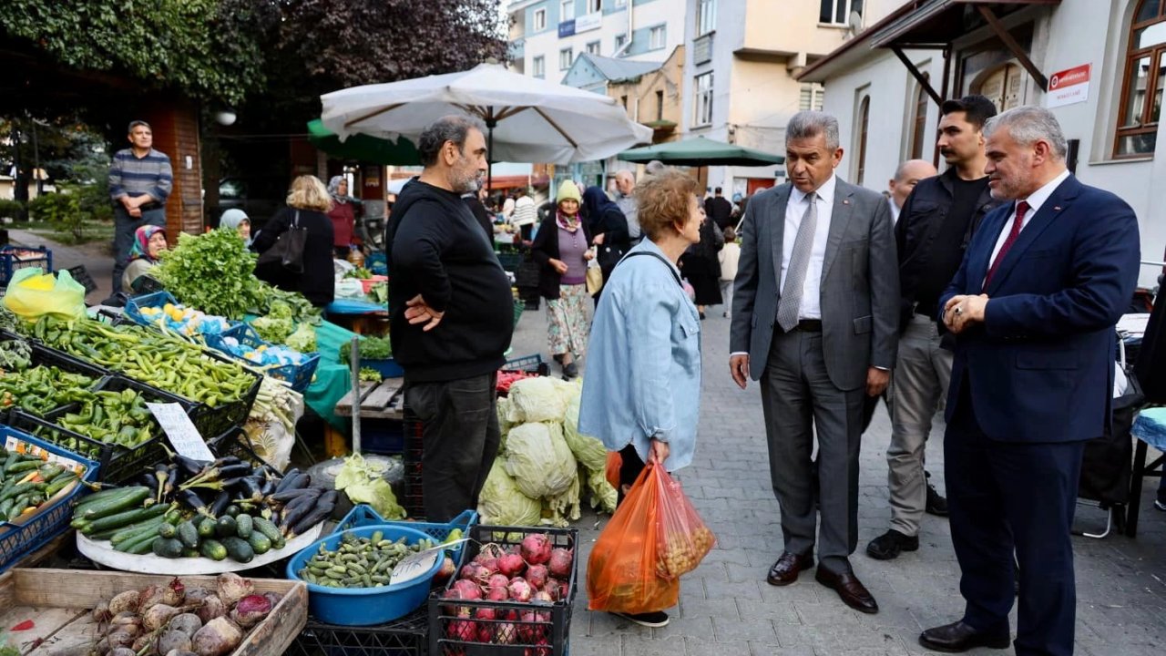 Artvin Valisi Ergün'den halk pazarına ziyaret