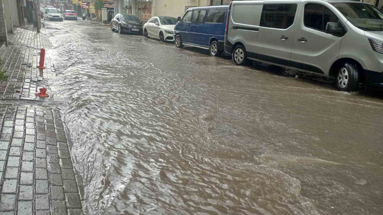 Aydın’da beklenen yağmur başladı