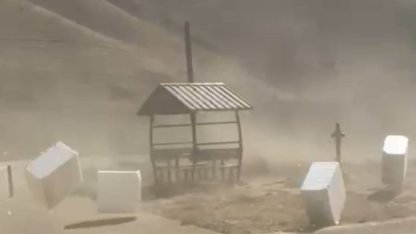 Bitlis’te fırtına etkili oldu