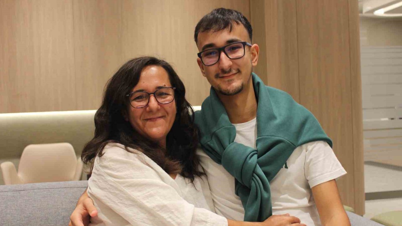 Böbreği ile oğluna ikinci kez hayat verdi