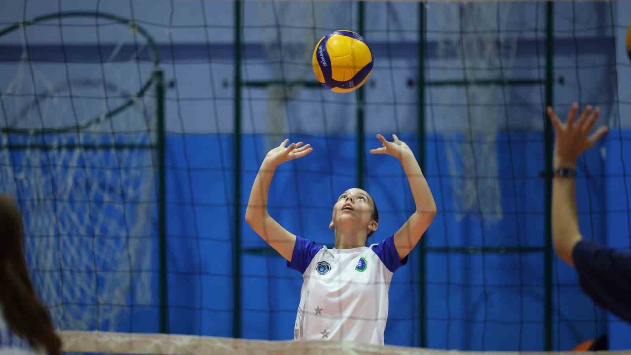 Büyükşehir kış spor okulları başladı