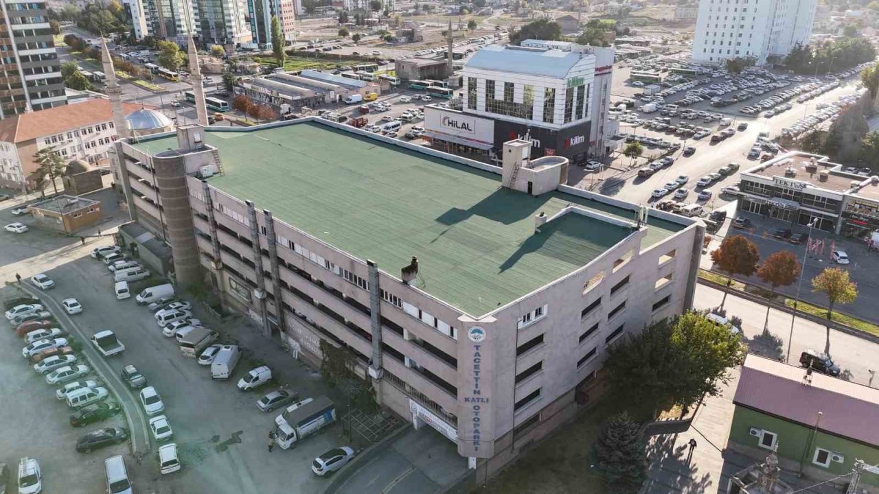 Büyükşehir, Tacwttin Katlı Otoparkı’nda 2 milyon TL’lik yatırımı tamamladı