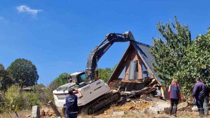Çanakkale’de 16 kaçak yapı yıkıldı