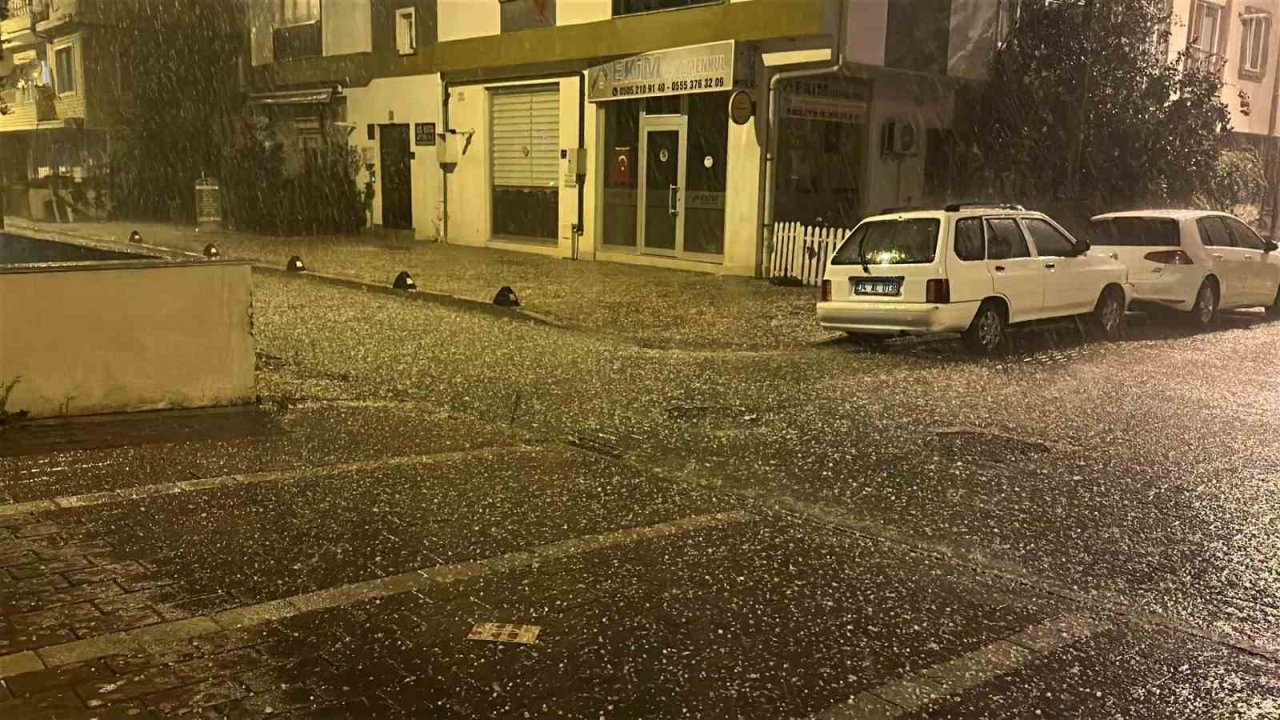 Çanakkale’de dolu yağışı etkili oldu