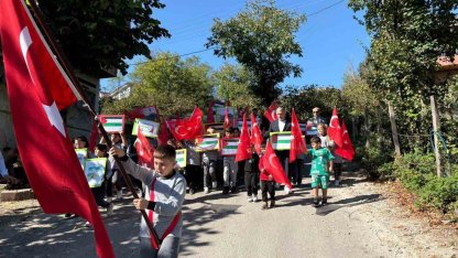 Çatalpınar’da minik yüreklerden Filistin’e barış çağrısı