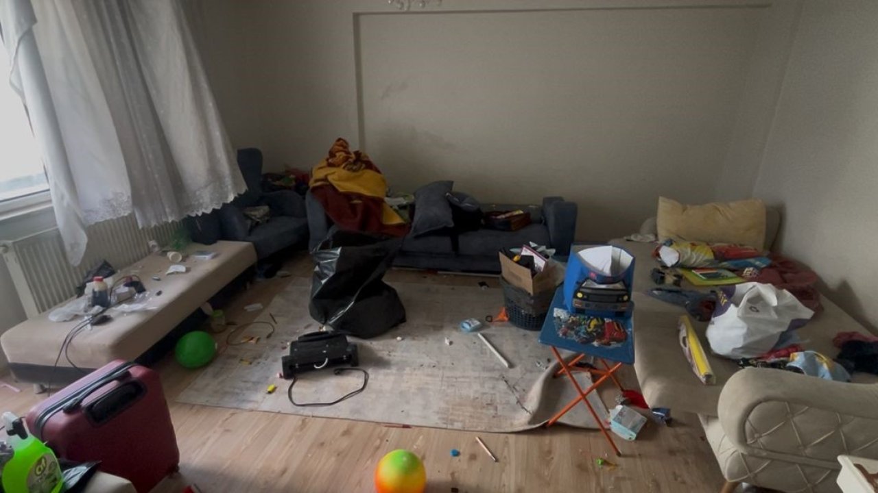 Çöp eve dönen daireden 2 kamyon atık çıktı: Belediye ekipleri şoke oldu