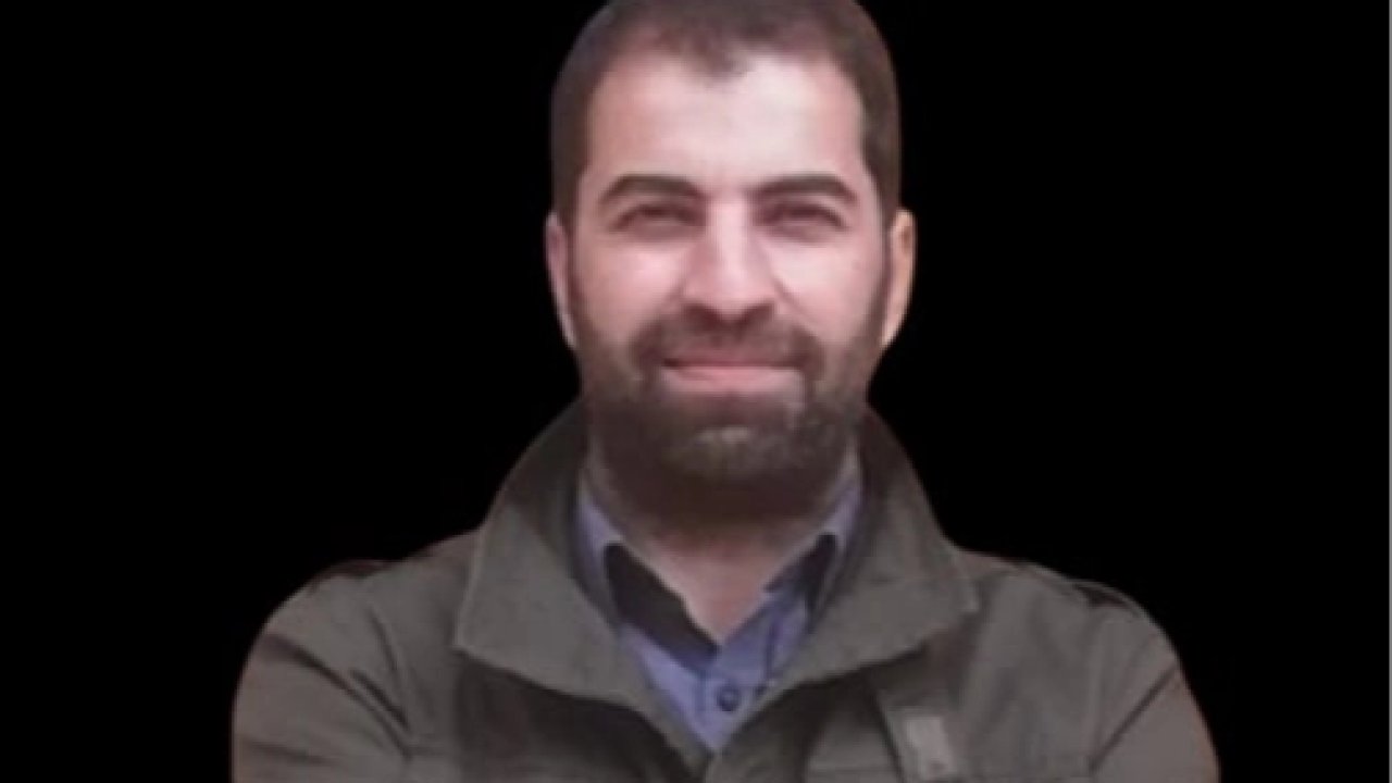 Deniz Mahabad’ın ilk öykü kitabı 'Suyun Kırmızı Gölgesi' raflarda