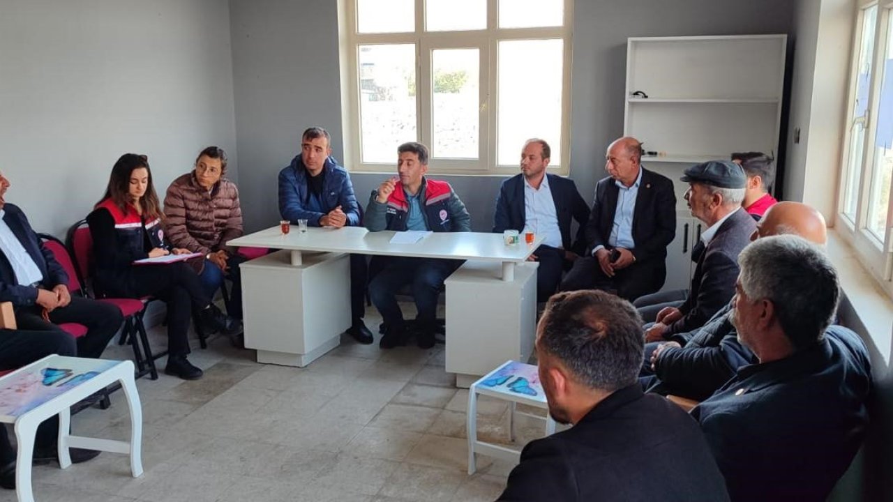 Digor’da çiftçilere yönelik eğitimler sürüyor