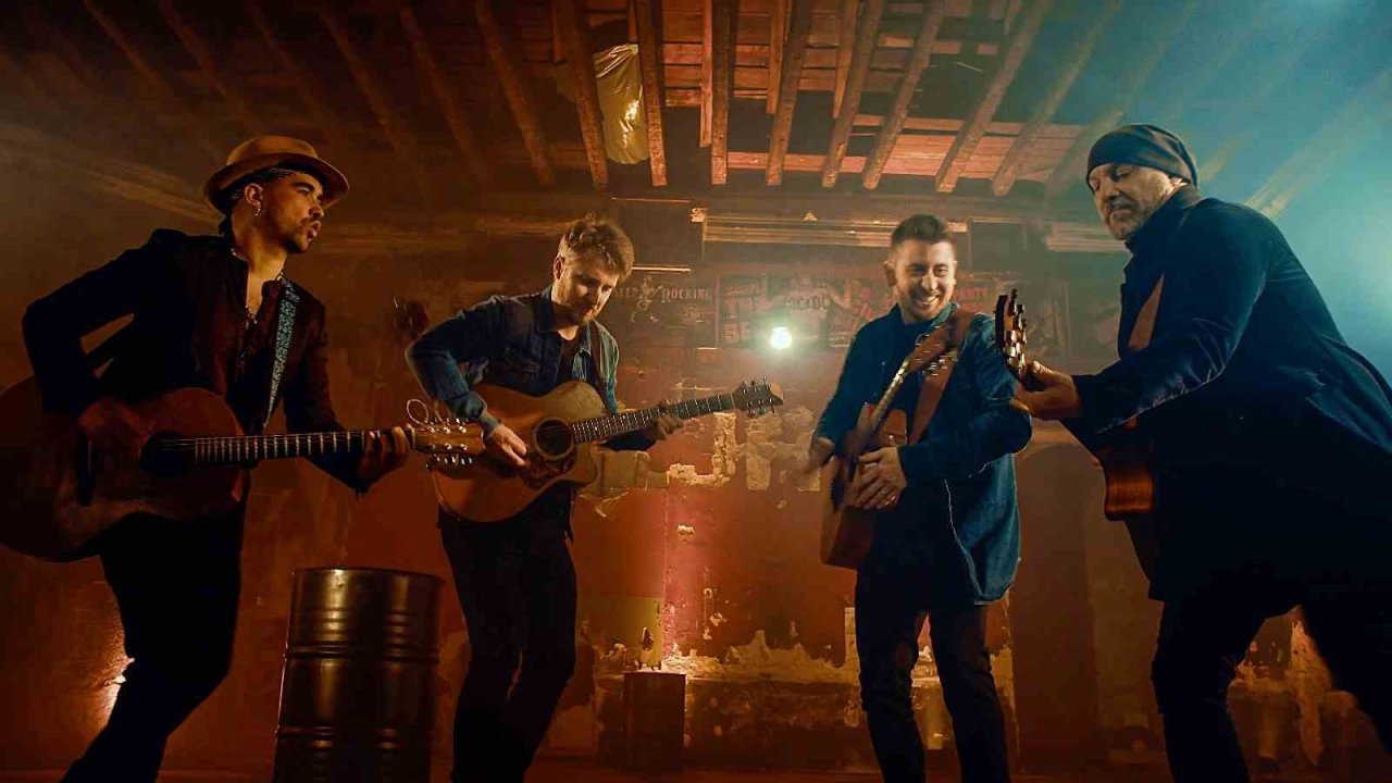 Dünyaca ünlü gitar dörtlüsü &quot;40 Fingers&quot; ilk kez İstanbul’da konser verecek