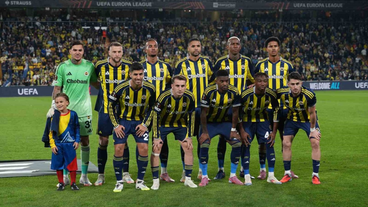 Fenerbahçe’de 12 futbolcu milli mesaide