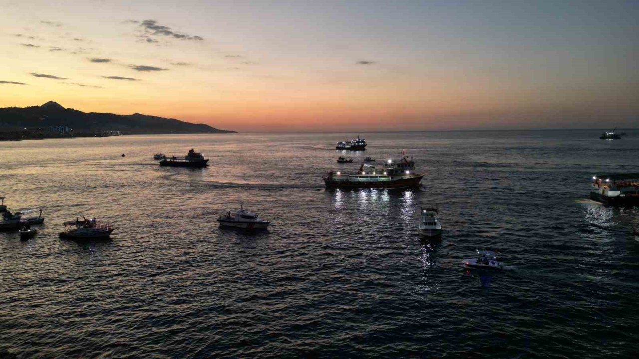 Giresun’da Filistin’e karadan ve denizden destek