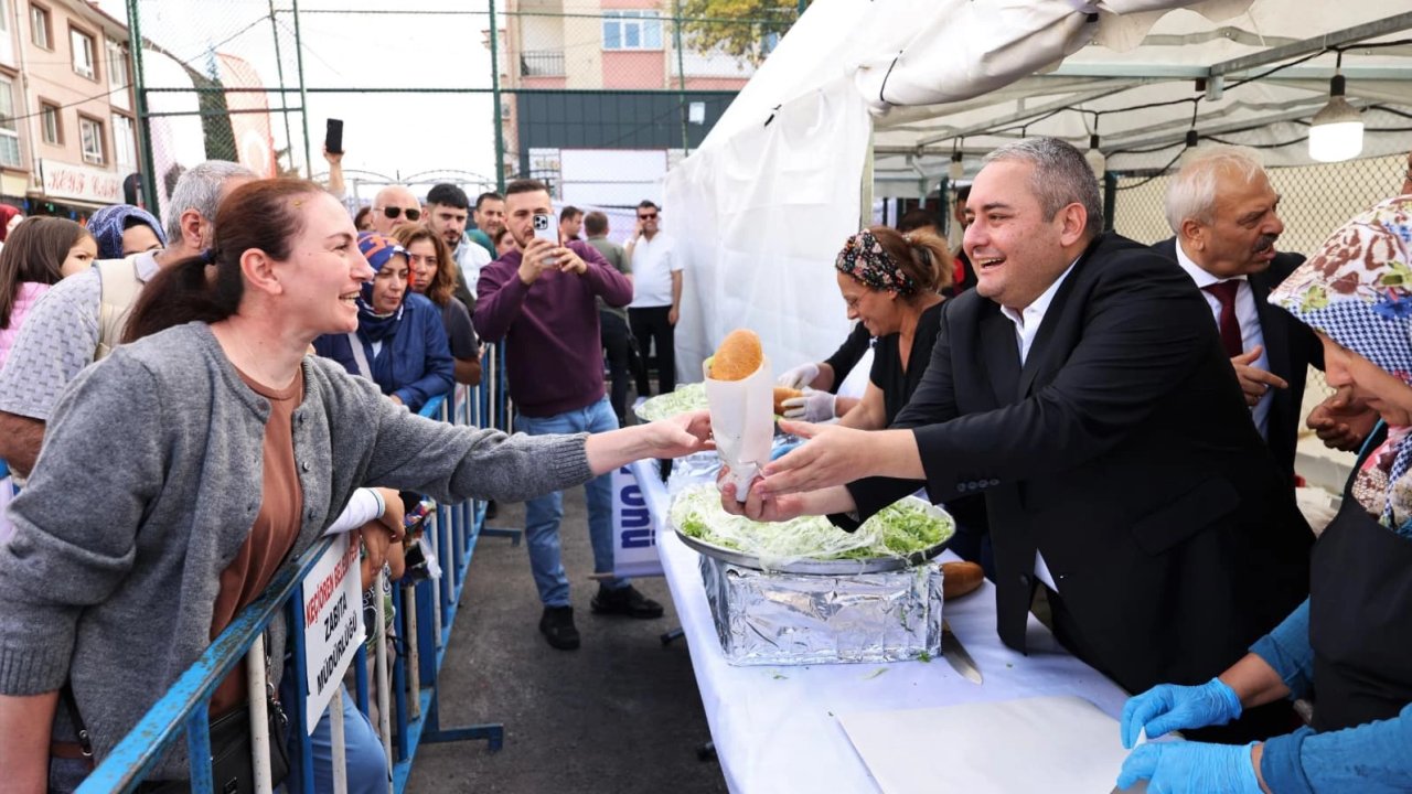 Hamsi festivali renkli görüntülerle başladı
