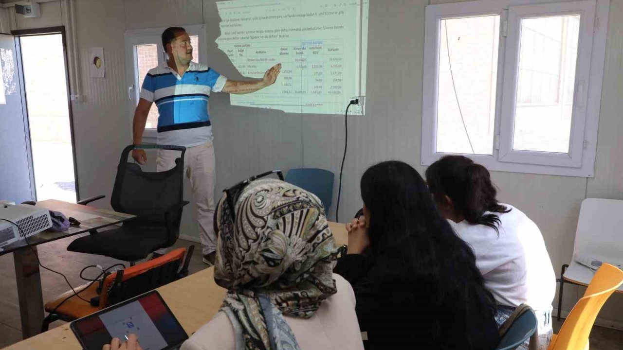 Hatay Büyükşehir Belediyesi, özel gereksinimli bireylere ön muhasebe kursu verecek