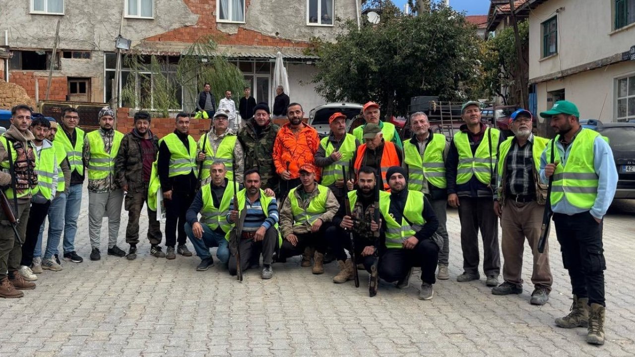 Hüyük’te yaban domuzları için sürek avı yapıldı