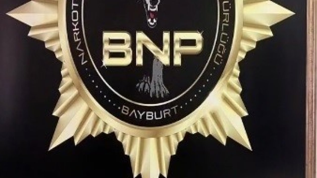 İran uyruklu şahsın mide ve bağırsaklarından 588,55 gr metamfetamin çıkarıldı