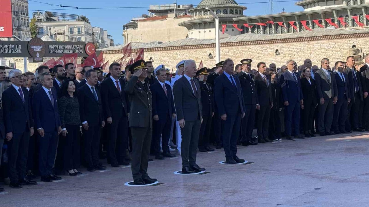 İstanbul’un kurtuluşunun 102. yıl dönümü kutlandı