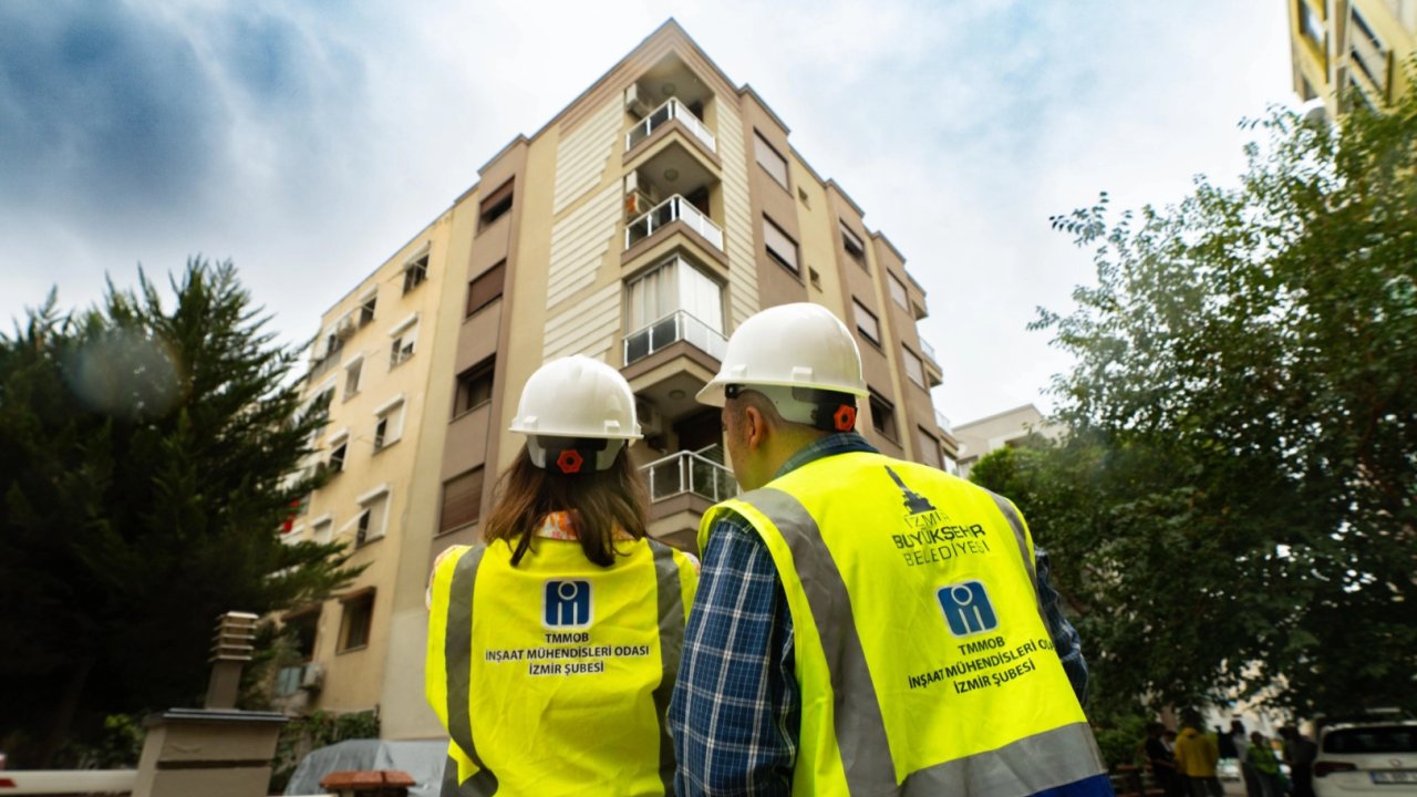 İzmir Karşıyaka’nın yapı stoku için çalışmalar başladı