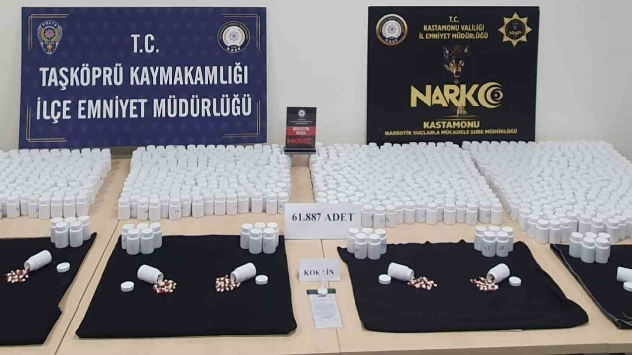 Kastamonu’da binlerce sentetik ecza hapı ele geçirildi: 3 gözaltı