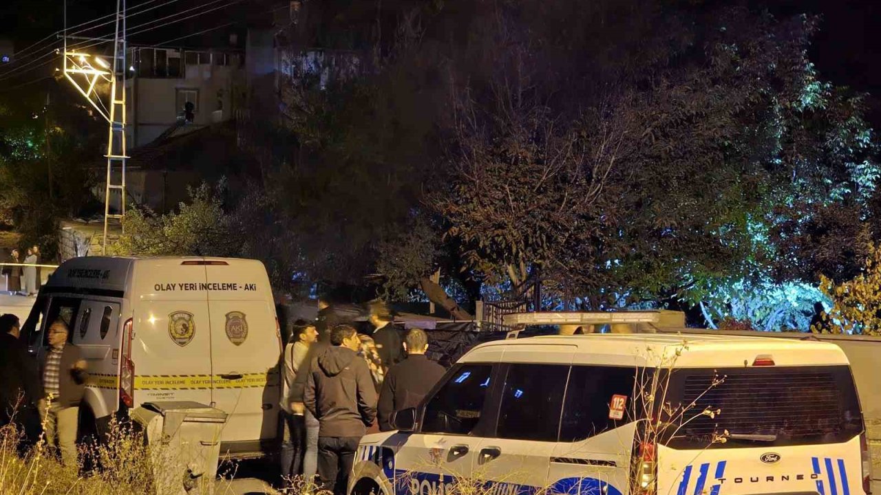 Kayseri’de çifte cinayet: Karı koca cami çıkışında evlerinin önünde öldürüldü