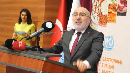 KAYÜ Rektörü Prof. Dr. Karamustafa: "Bir toplumun yeme - içme alışkanlığı korunması gereken önemli bir boyuttur"