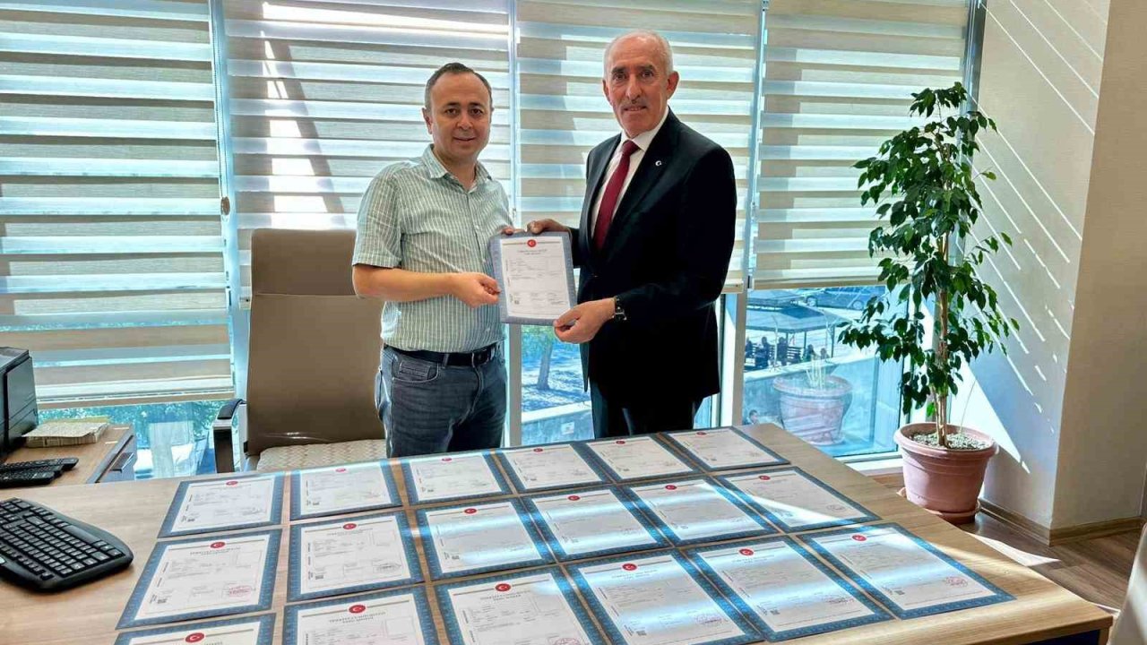 KESOB’un konut projesinde arsaların tapuları alındı