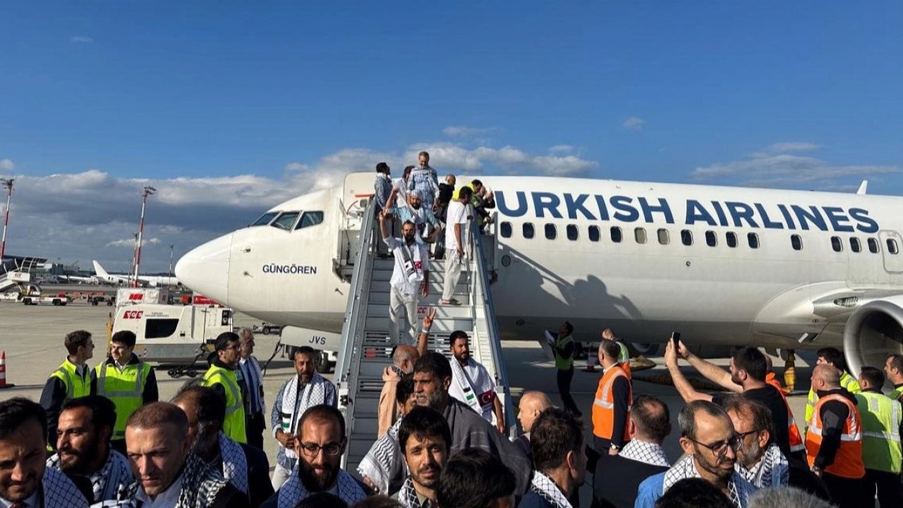 Küresel Sumud Filosu aktivistleri İstanbul’a döndü! Bakanlardan 'hoş geldiniz' mesajı