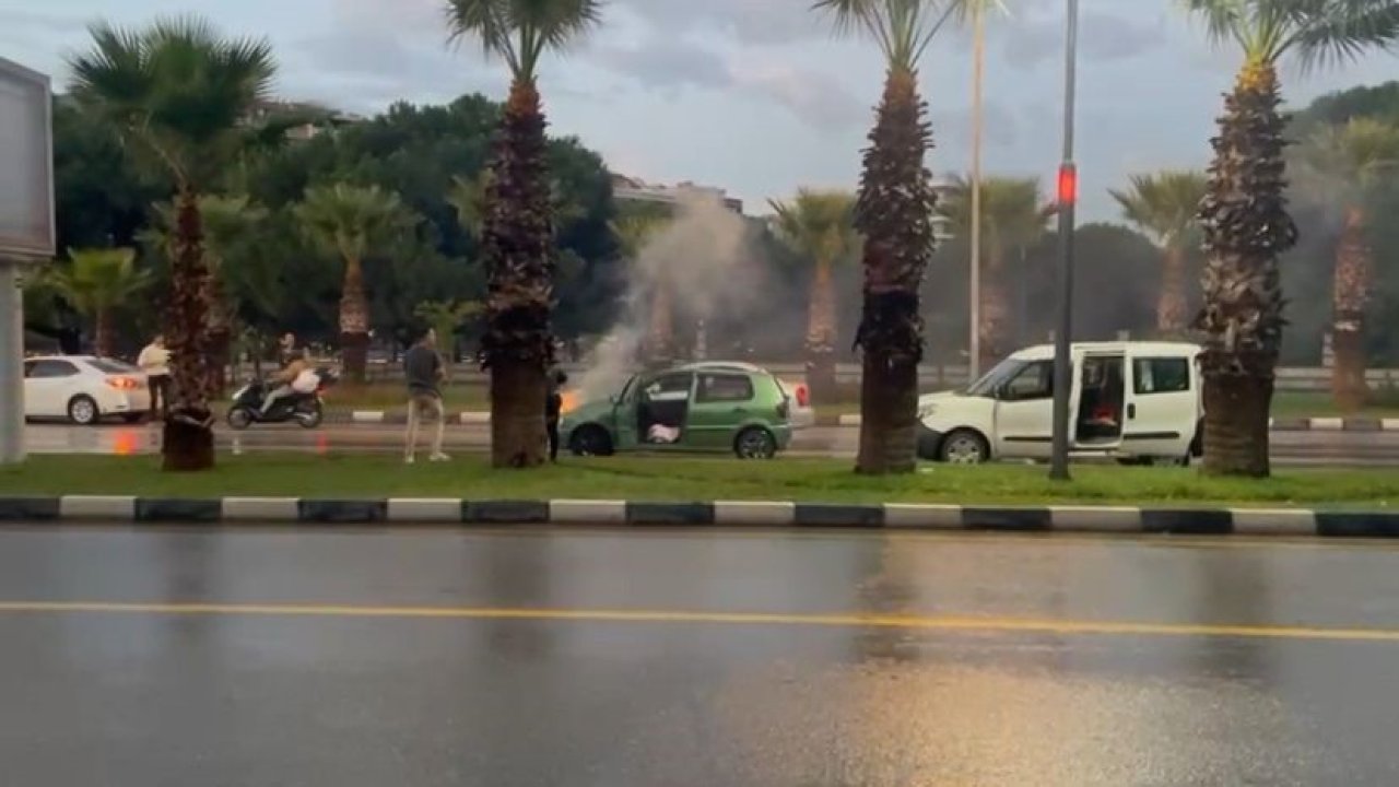 Manisa’da seyir halindeki otomobil alev aldı