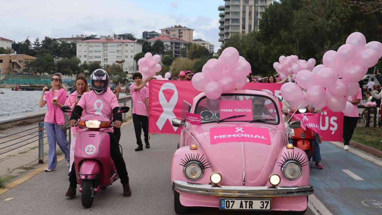 Memorial’dan meme kanseri farkındalığı için Pembe Yürüyüş: "Teşhise geç kalma, farkında ol"