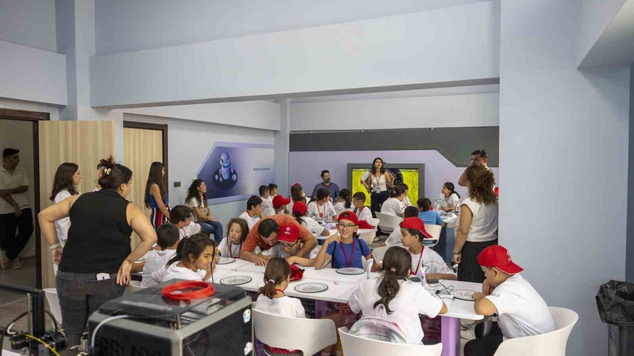 Mercan’da özel öğrenciler için bilim yolculuğu