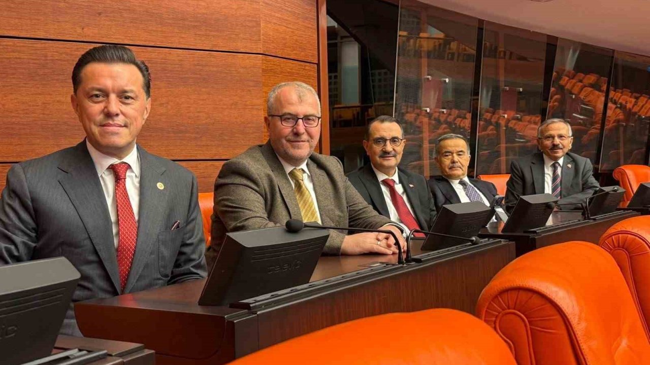 Milletvekili Hatipoğlu, TBMM’de çalışmalarını sürdürüyor