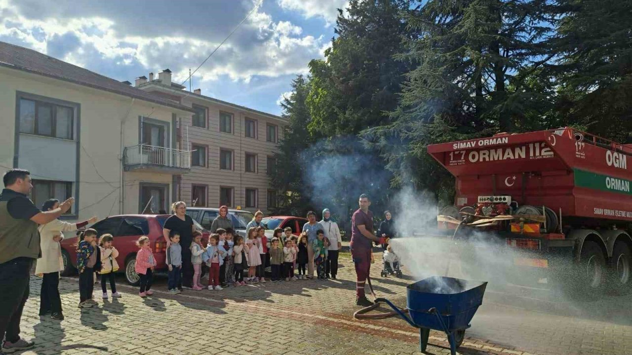 Minikler orman yangınları konusunda bilgilendirildi