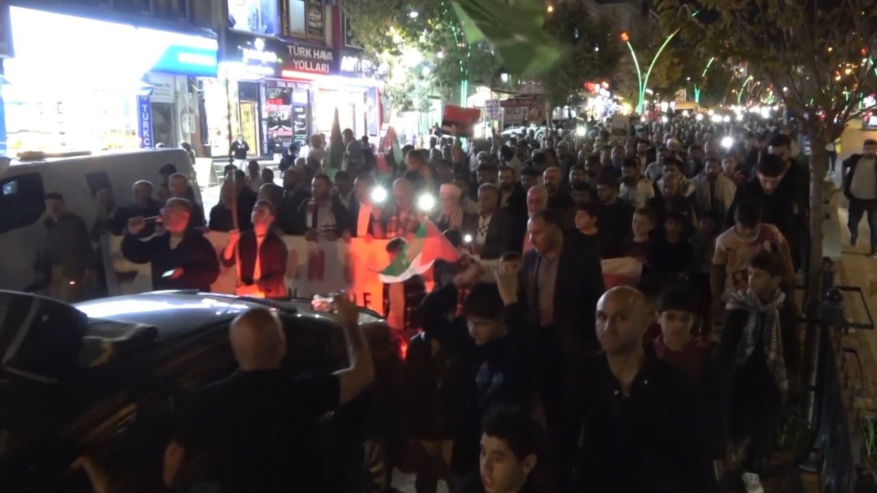 Muş’ta binlerce kişiden Gazze’ye destek gösterisi