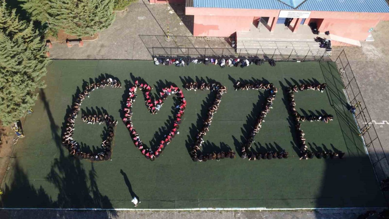 Ordu’da öğrencilerden Filistin’e destek: Bin 56 öğrenci &quot;Gazze&quot; yazdı