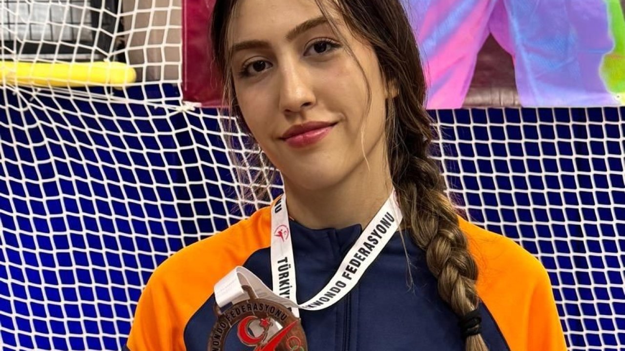 Osmangazili taekwondocudan bronz madalya