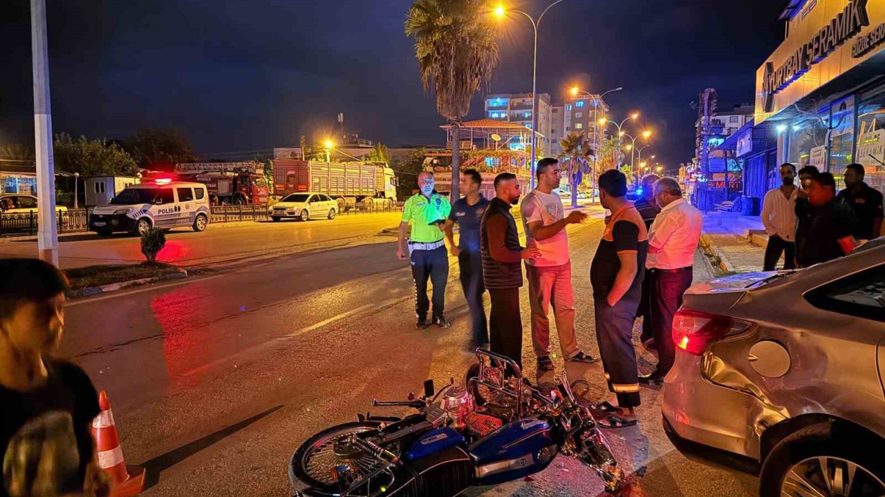 Osmaniye’de motorsiklet ile otomobil çarpıştı: 2 kişi yaralandı