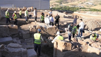 Perre her gün biraz daha gün yüzene çıkıyor