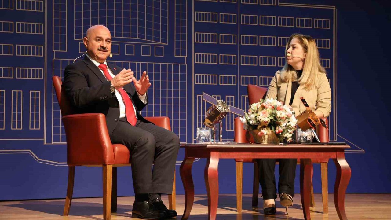 Rektör Sözbir’den öğrencilere yol gösterici tavsiyeler