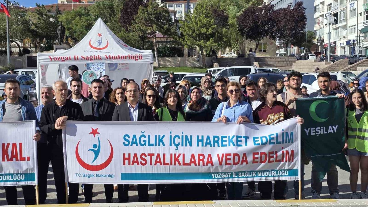 Sağlık için 10 bin adım attılar