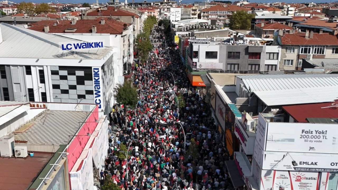 Sakarya’da binlerce kişi ‘Özgür Filistin’ için yürüdü