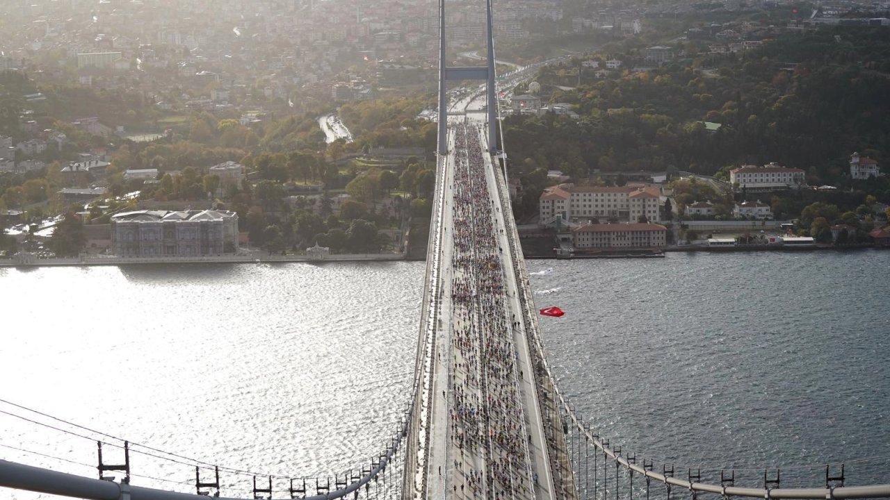 Şampiyon atletler İstanbul'a geri dönüyor