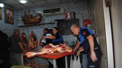 Şanlıurfa’da 1 ton kokmuş ve bozuk et ele geçirdi