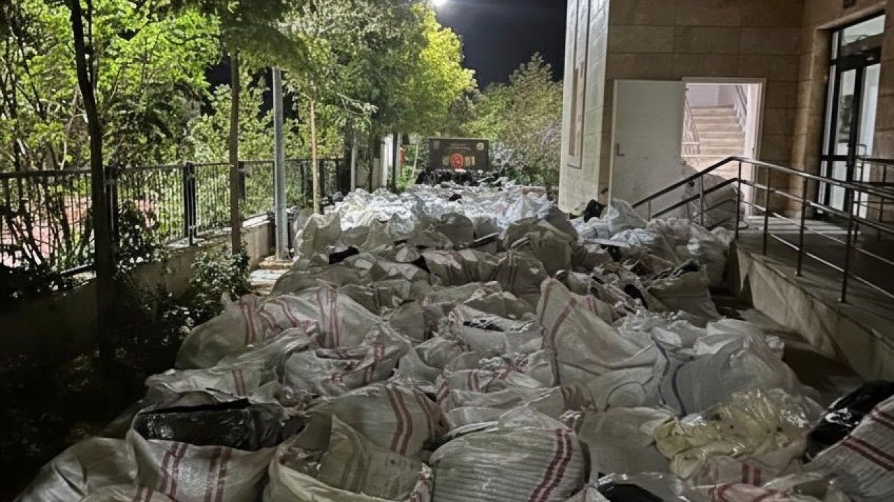 Silopi’de 32 milyon liralık gümrük kaçağı ürün ele geçirildi