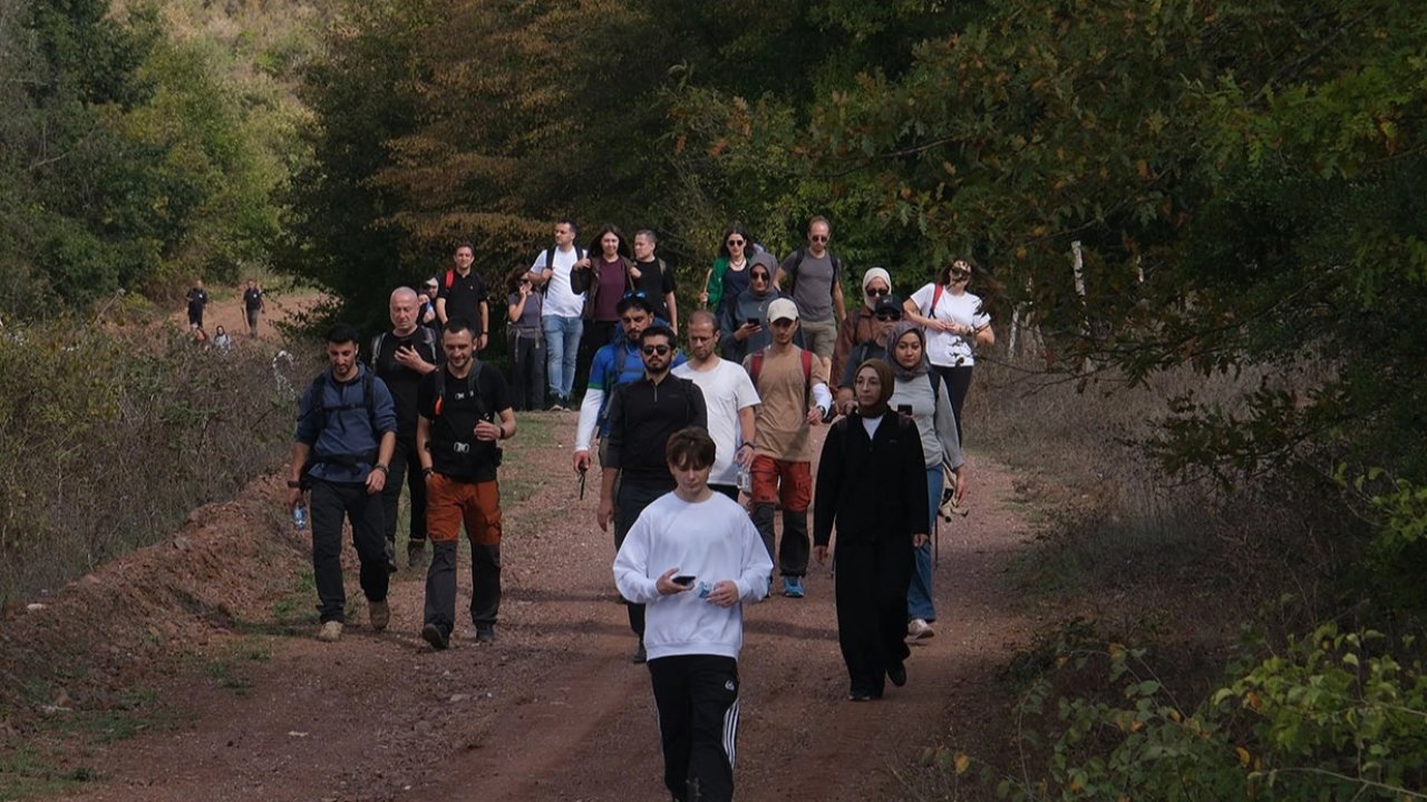Tabiat aşıklarından Sakarya&#039;da sonbahar klasiği